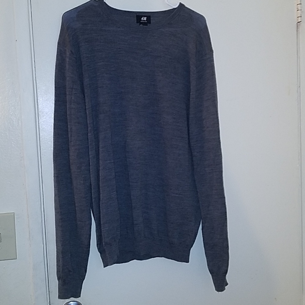 Merino wool gray sweater